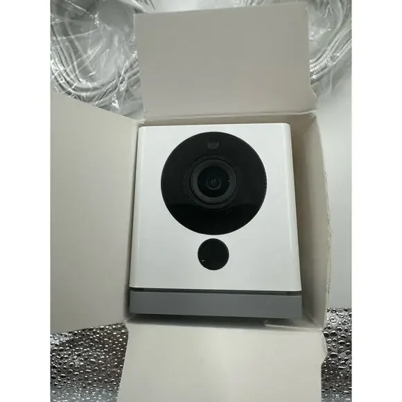 Set of 2 Wyze Cam WYZEC2 Wireless Indoor Smart Home Camera w Stand & Power Cords - Picture 2 of 6